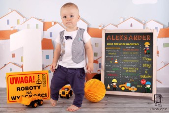 Sesja urodzinowa Cake Smash Olka